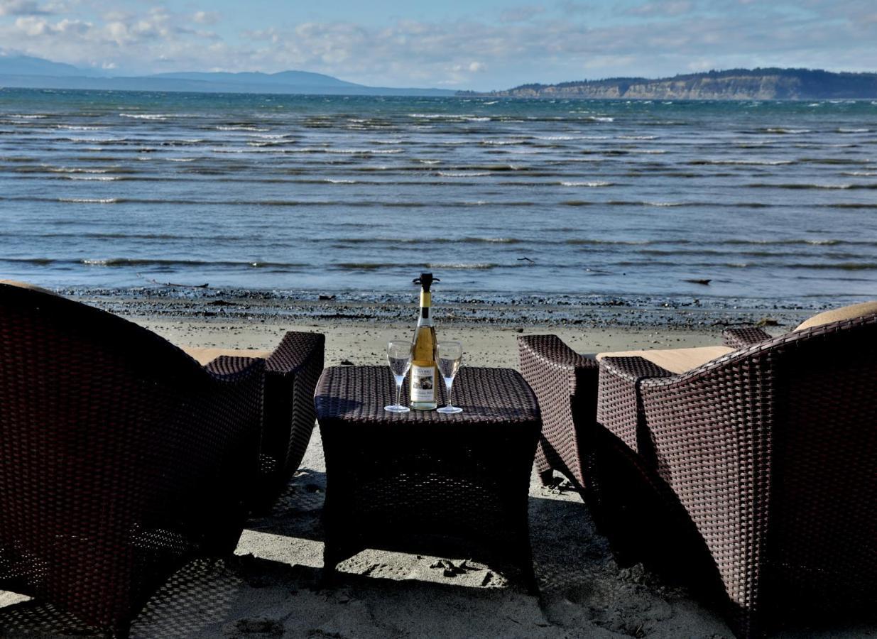 Maxwelton Beach Sunsets! Kayaks & Paddleboards! 1 Min Walk To The Water! Clinton Exteriör bild